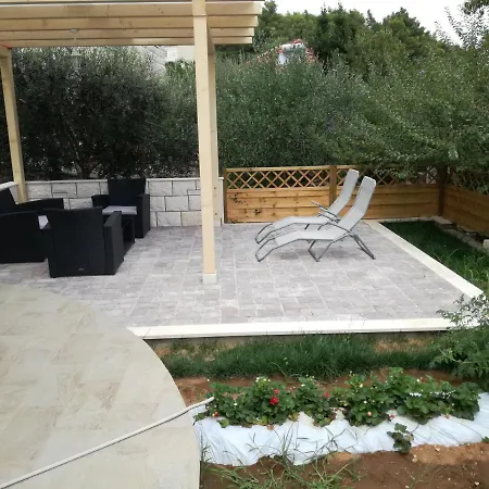 House Fidulic - The Lavender *