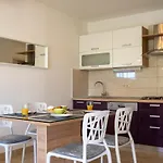 Apartament House Fidulic - The Lavender