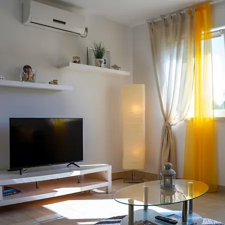 House Fidulic - The Lavender Apartment