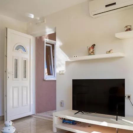 House Fidulic - The Lavender *